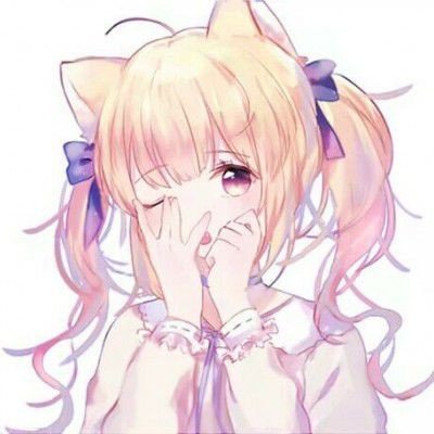 女子无视哈里夫妇淡定晒太阳走红